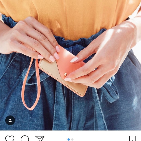 2 for $20! NWT Wristlet wallet, cardholder - Picture 2 of 3